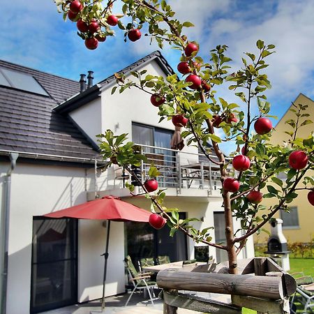 Villa Huegel _ Og_Fewo Göhren-Lebbin Buitenkant foto